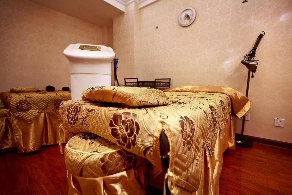 開(kāi)個(gè)美容院要投資多少錢？_加盟美容連鎖品牌