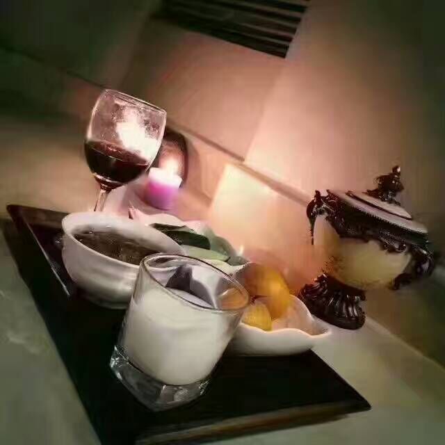 2017年投資美容院怎樣選擇一個合適項目進行加盟?_唯美度品牌美容院加盟官網(wǎng)