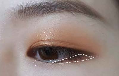 眼影畫(huà)法三
