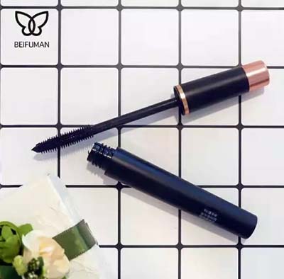 貝芙蔓魅眼旋轉(zhuǎn)睫毛膏