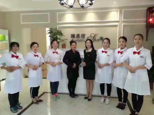 美容師培訓主要包括哪些方面？怎么讓美容院更人性化？