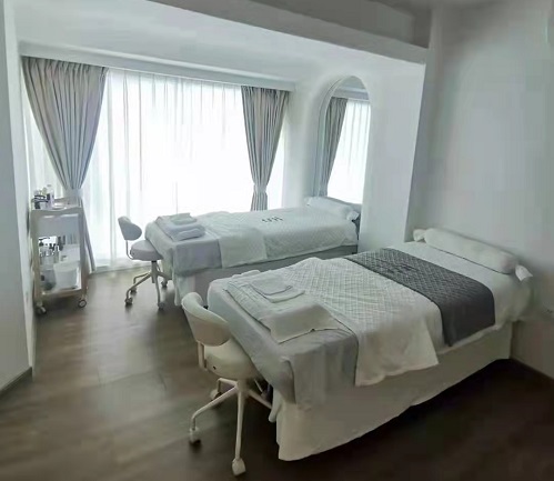 恭賀福建福州S唯美召香旗艦店隆重開業